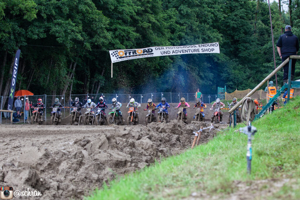 Alpencup Hohenlinden 2025 - Sonntag - Bild 1